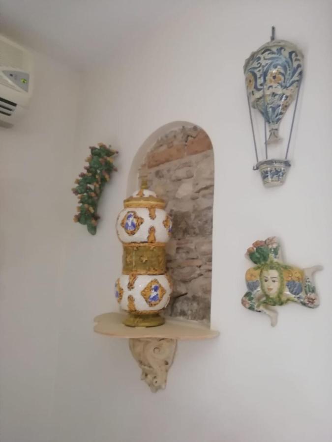 شقة Casa Antica Savoia تاورمينا المظهر الخارجي الصورة